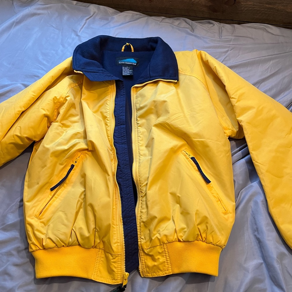 Men’s yellow jacket